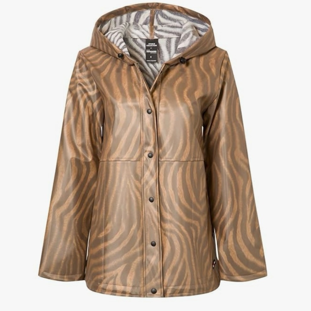 Women’s Raincoat